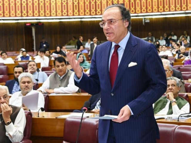 Parliament approves Finance Bill, clears Rs17.57tr federal budget
